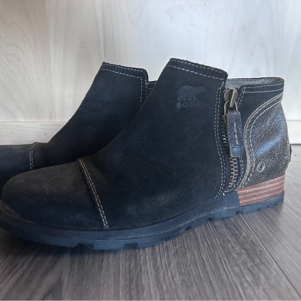 Sorel Men's Black and Brown Zipper Boots